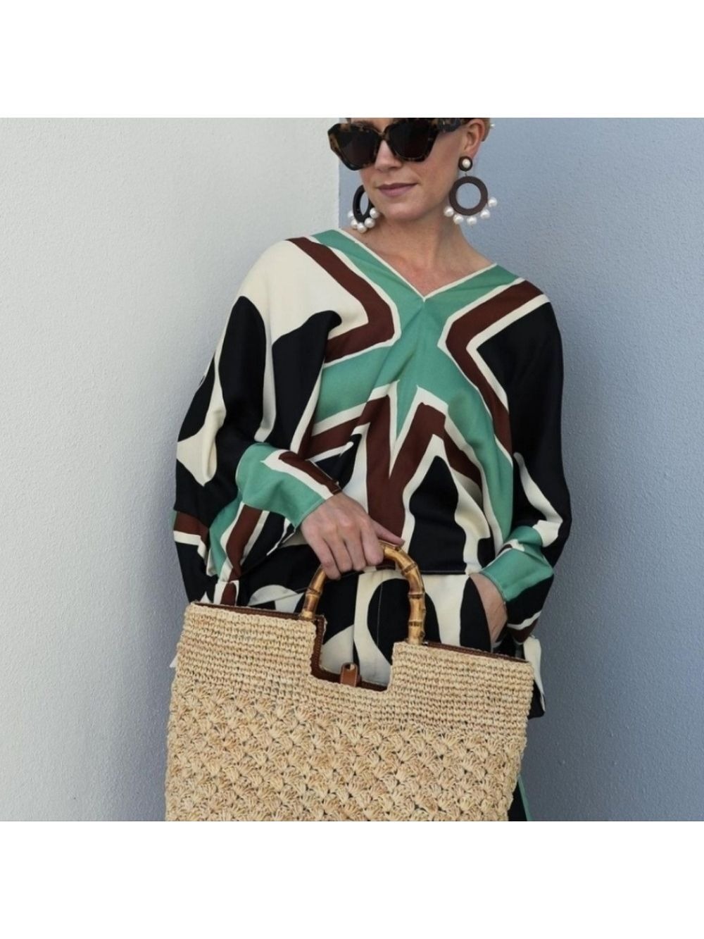 NWT Zara Women's Multi Colored Abstract Print Blouse, Size L - Picture 6 of 17